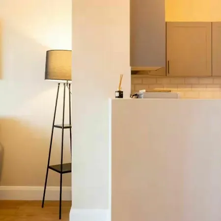 Stylish 1bdr Centre