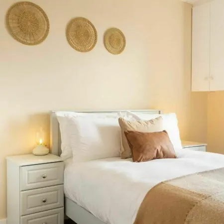 Stylish 1bdr Centre