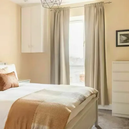 Stylish 1bdr Centre דירה דבלין